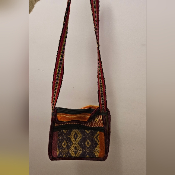 Peruvian Messenger Bag - Picture 2 of 7